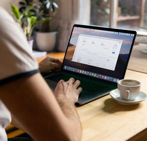 digital behavior query tracking